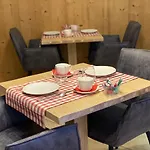 Maison La Deviniere - Sauna Et Compris Accessibles Toute L'annee Bed & Breakfast