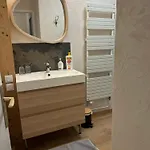 Maison La Deviniere - Sauna Et Compris Accessibles Toute L'annee Bed & Breakfast