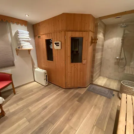 Bed and Breakfast Maison La Deviniere - Sauna Et Compris Accessibles Toute L'annee 3*