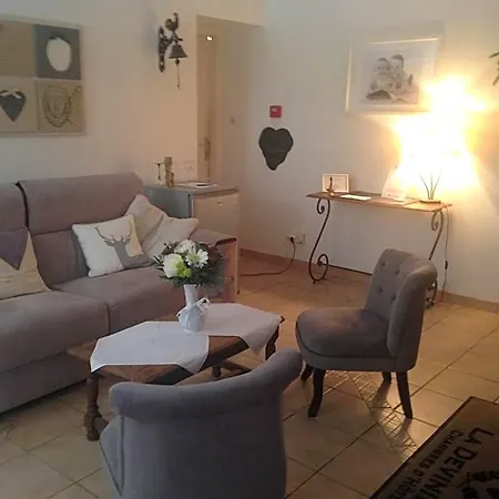 Bed and breakfast Maison La Devinière - Sauna Et Compris Accessibles Toute L'année 3*