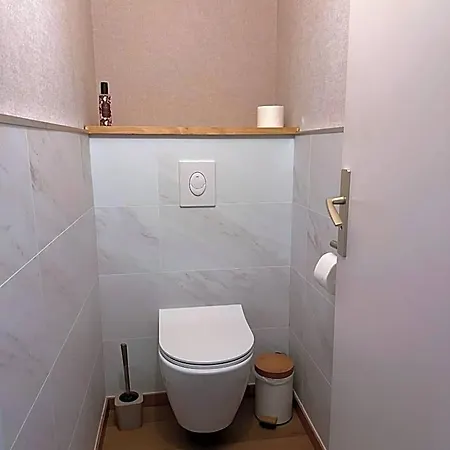 Maison La Devinière - Sauna Et Compris Accessibles Toute L'année Bed and breakfast 3*