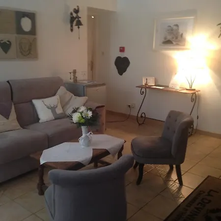 D'hôtes La Devinière Wellness Et Couette-café