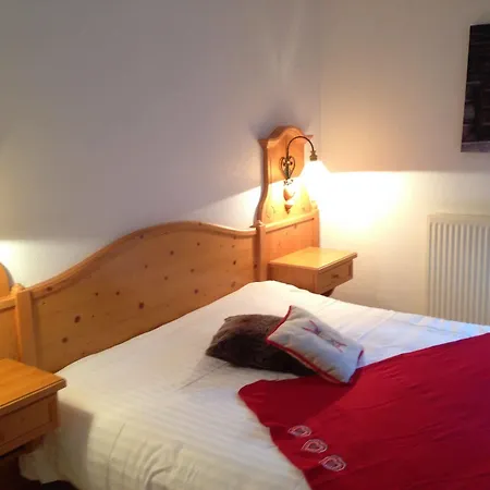 Maison La Devinière - Sauna Et Compris Accessibles Toute L'année