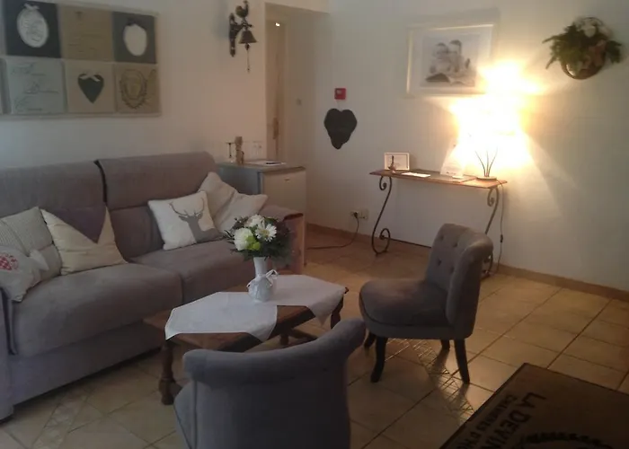 Maison La Deviniere - Sauna Et Compris Accessibles Toute L'annee Bed & Breakfast