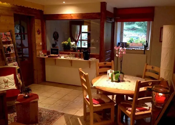 Maison La Deviniere - Sauna Et Compris Accessibles Toute L'annee